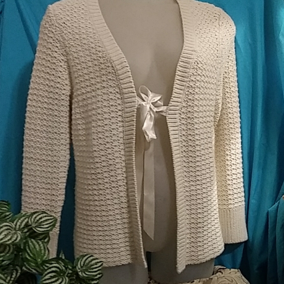 Sweater - Picture 1 of 1